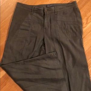 Level 99 size 32 green cropped linen